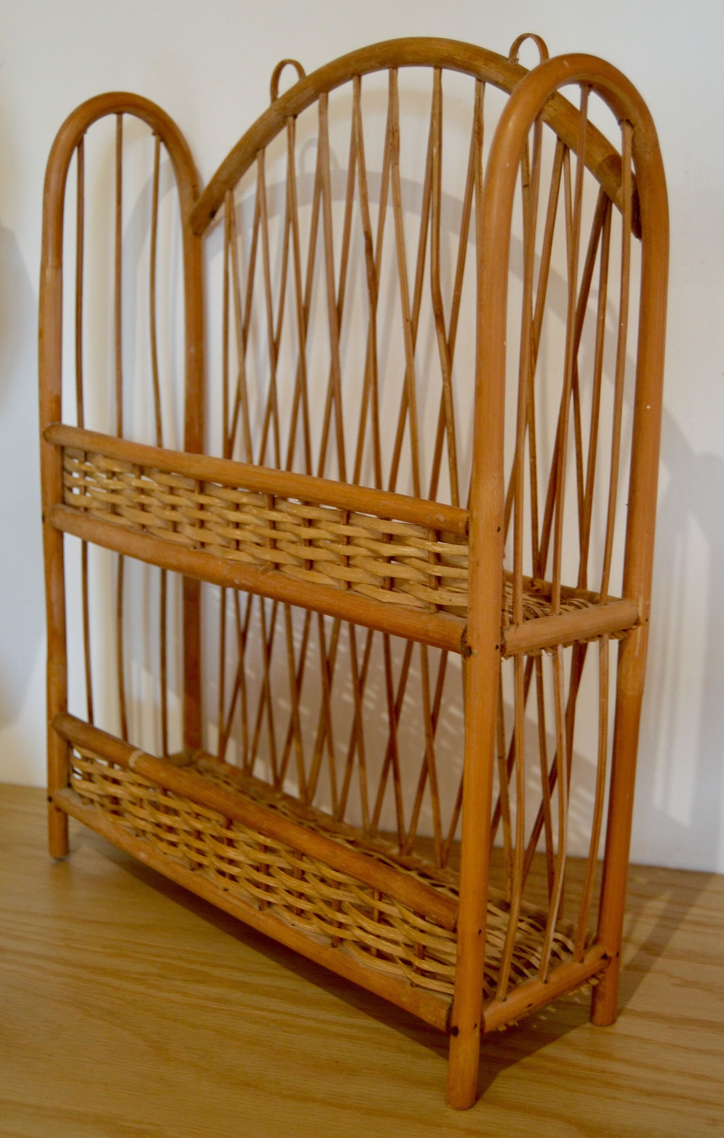 Rattan & wicker shelf