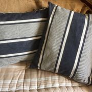 Coussin en toile à matelas ancienne