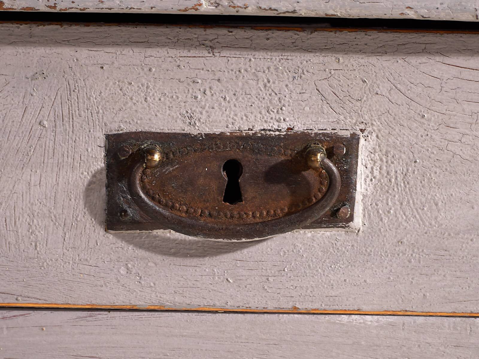 Antique purple chest of drawers (c.1920)