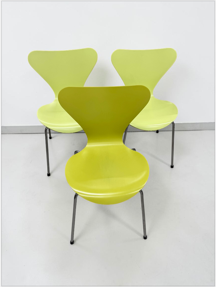 Series 7 Chairs by Arne Jacobsen for Fritz Hansen