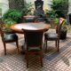 Table ronde type directoire cuir vert  et ses 4 chaises