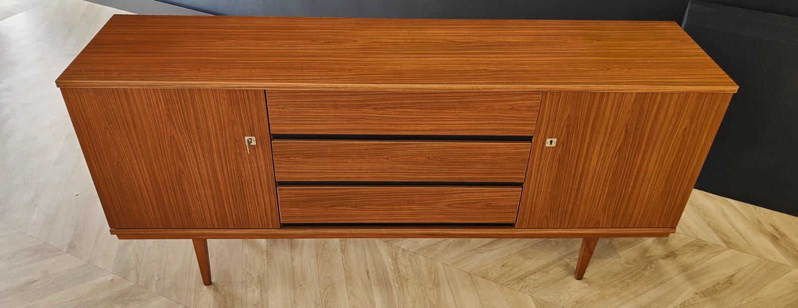 Sideboard 70