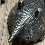 Walter Bosse / Herta Baller — Patinated brass - 4 nesting hedgehogs - 195