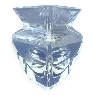 Petit vase de section carrée en cristal incolore