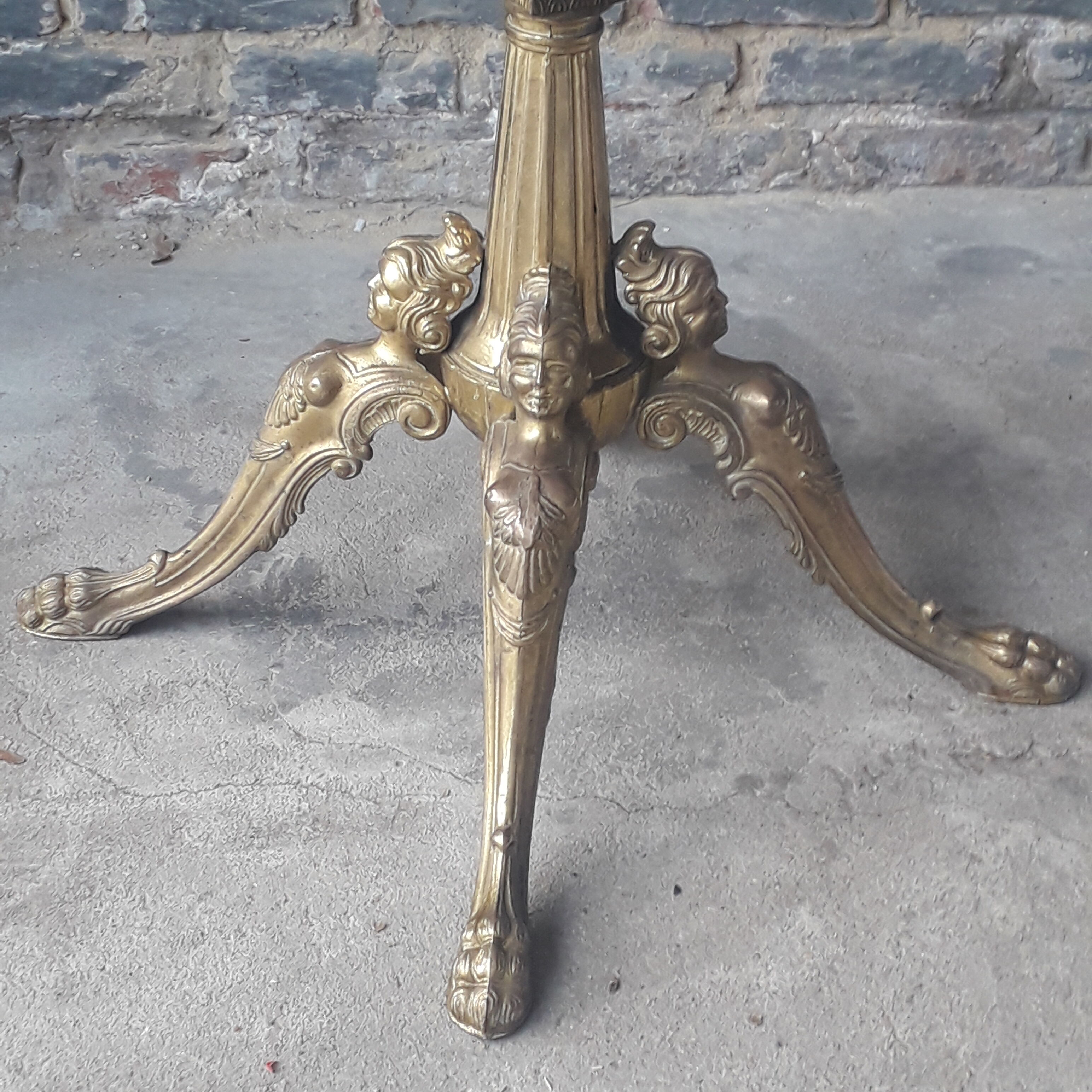 Italian coat rack brass and onyx