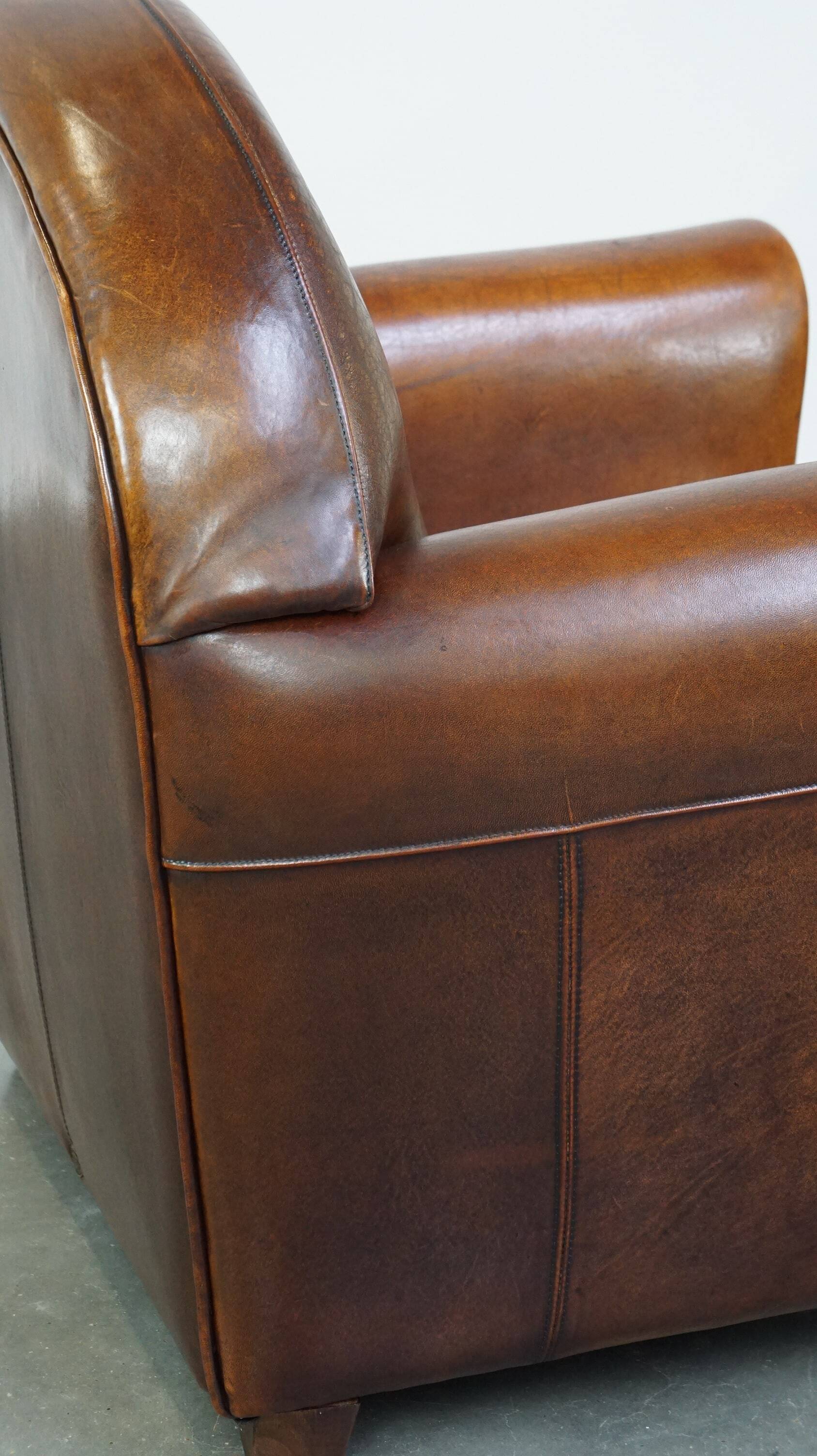 Large sheep leather design armchair