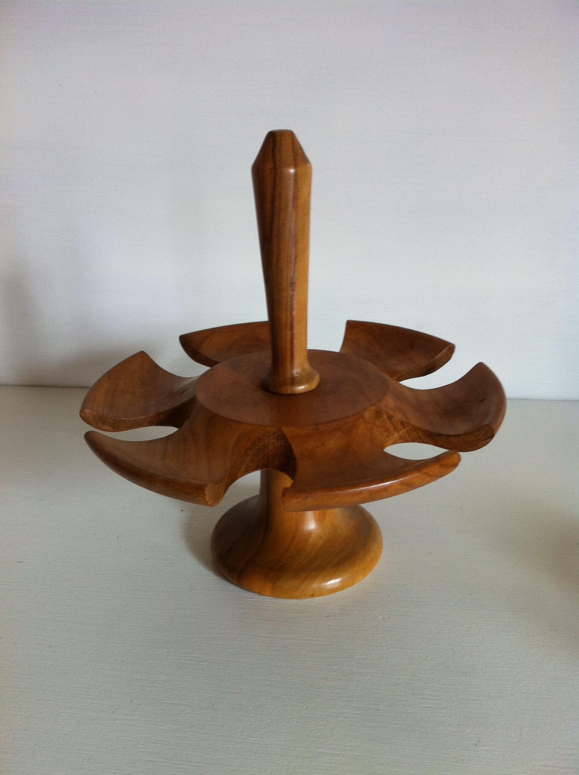 Ensemble de coquetiers vintages en bois