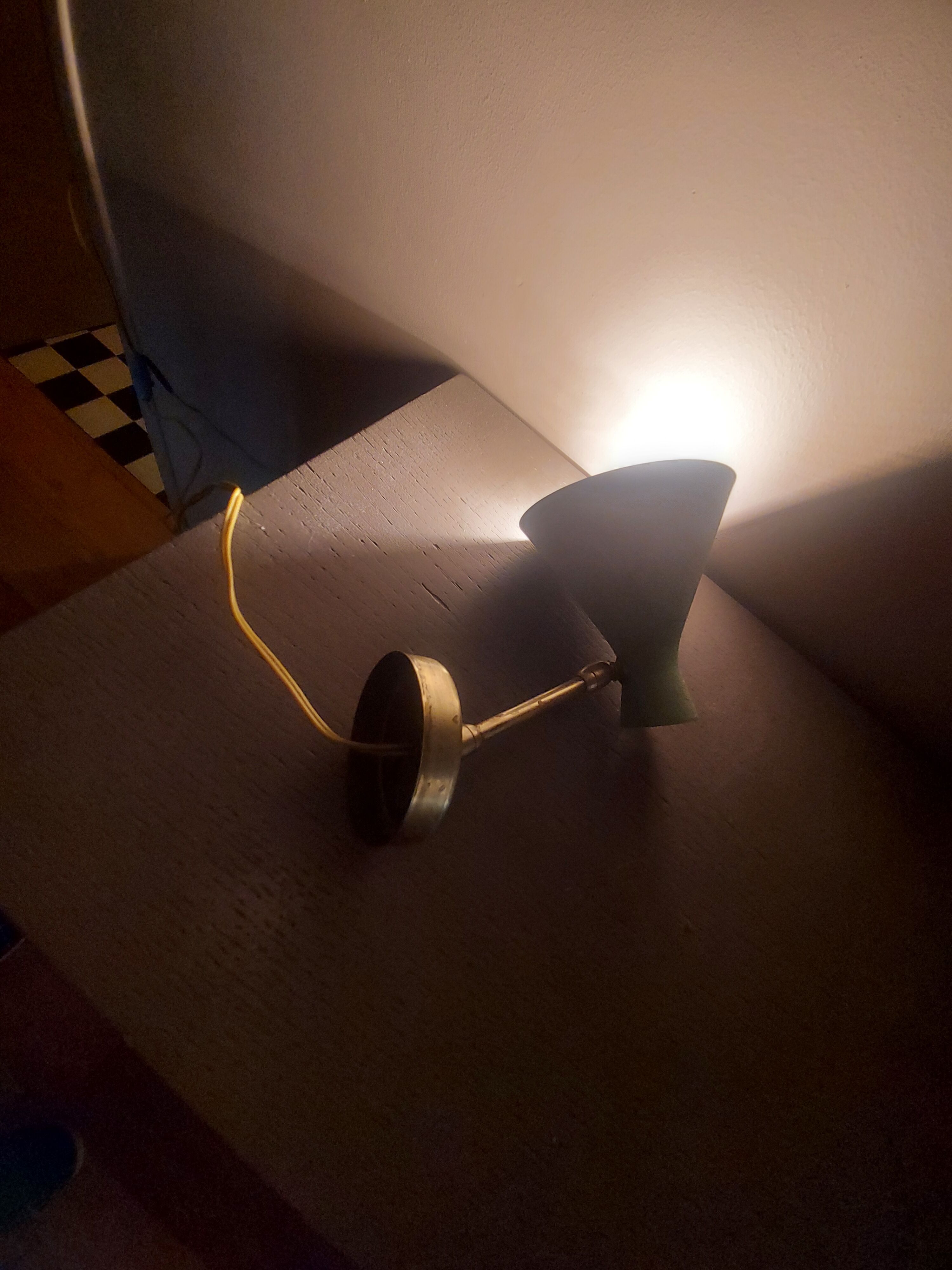 Wall lamp from the 60 diabolo