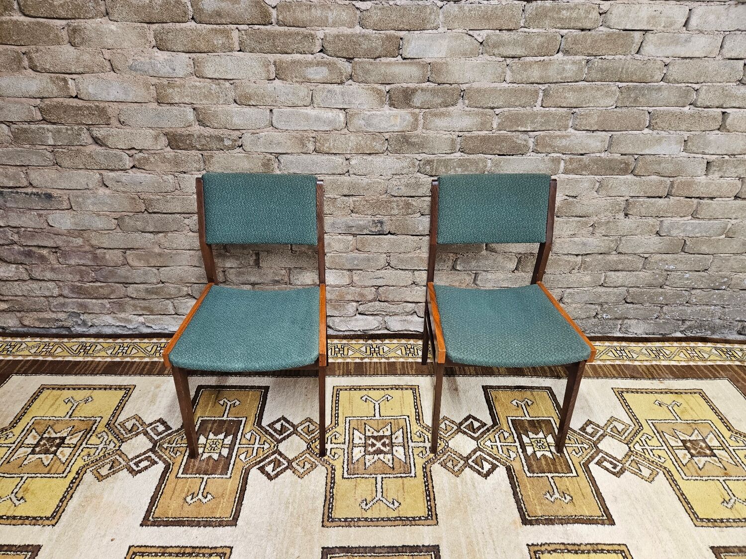 Pair of 1960 teak scandinavian chairs