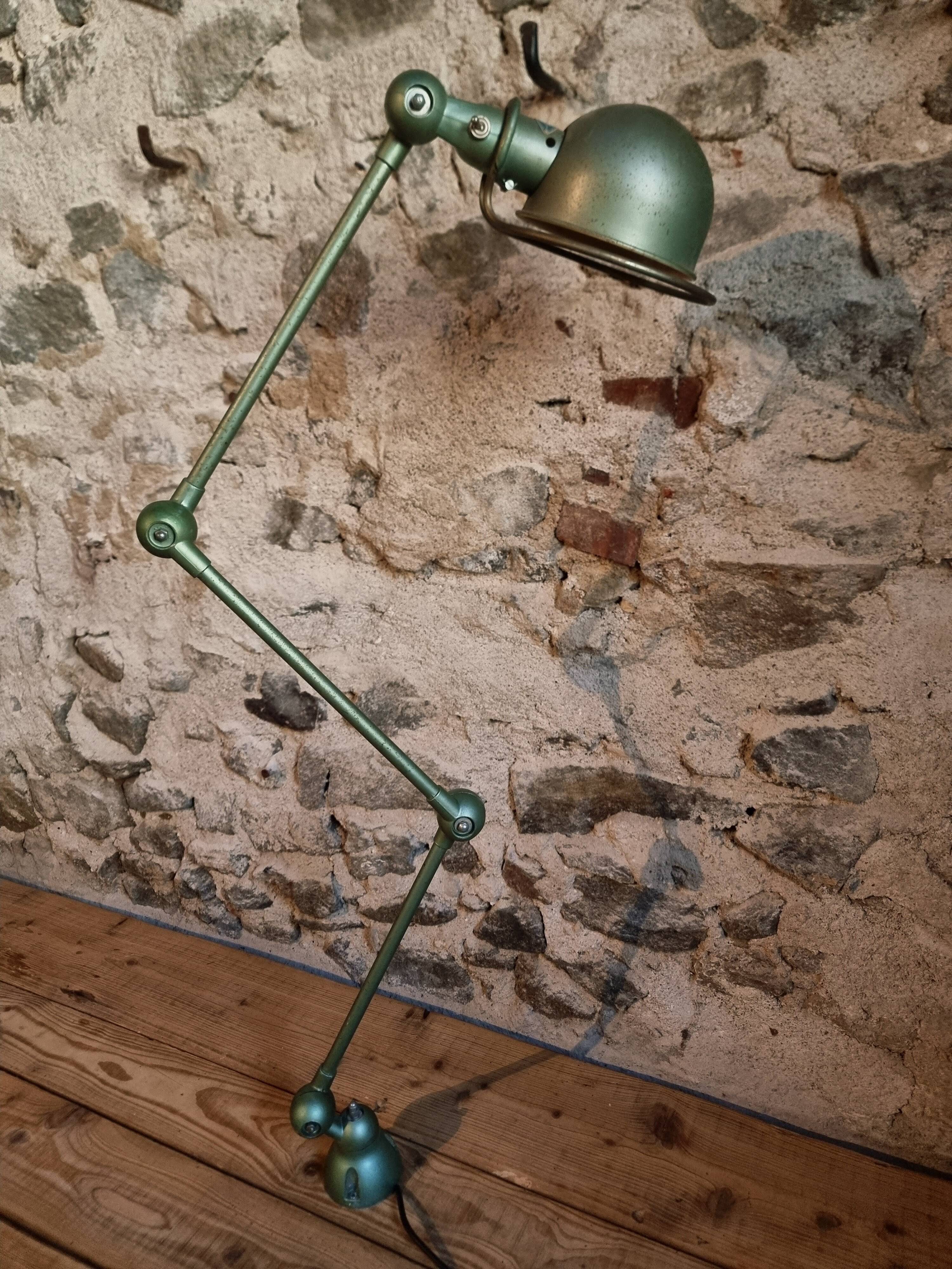 Lampe industrielle vintage Jieldé à 3 bras verte – Lampe de travail française réglable B22