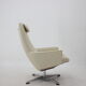 Fauteuil pivotant beige de Suède pour Asko, 1970