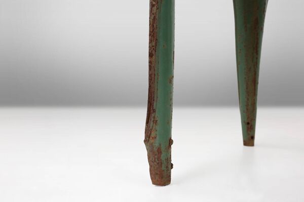 Lot de 4 chaises vertes vintage modèle A de Tolix, France, années 1950