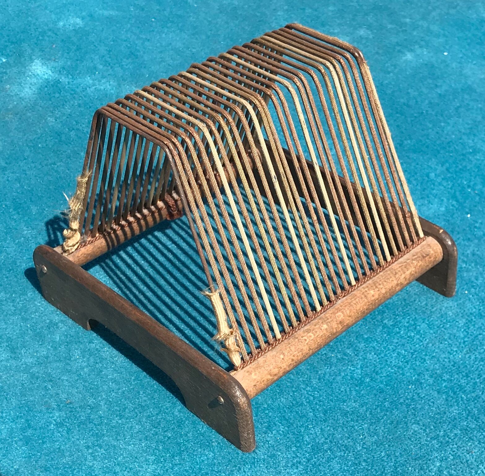 Wooden vinyl holders