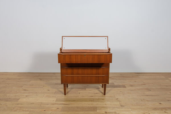 Commode en teck des années 60 avec coiffeuse, Danemark.