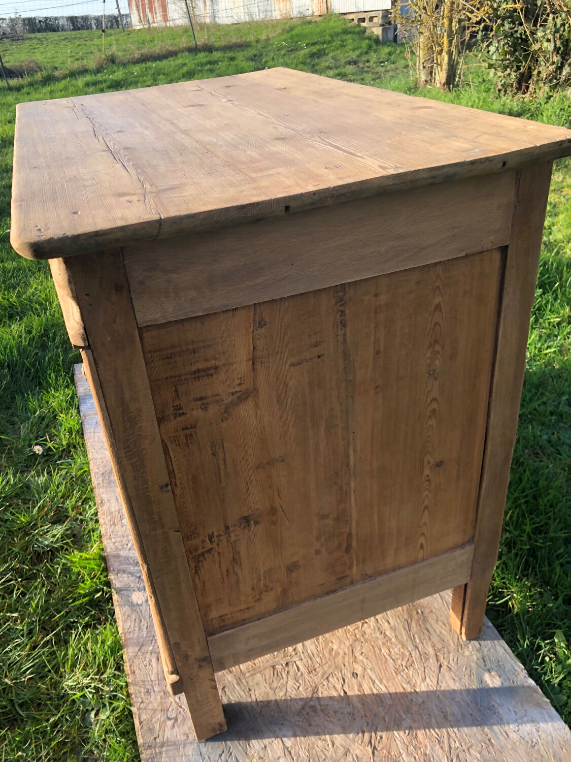 Vintage chest of drawers