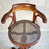 Baumann children's hairdresser's chair, rotating screw, 1920s