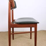 Set of 8 Danish chairs in teak, black leatherette and brass, Sven Chrobat/Sax.
