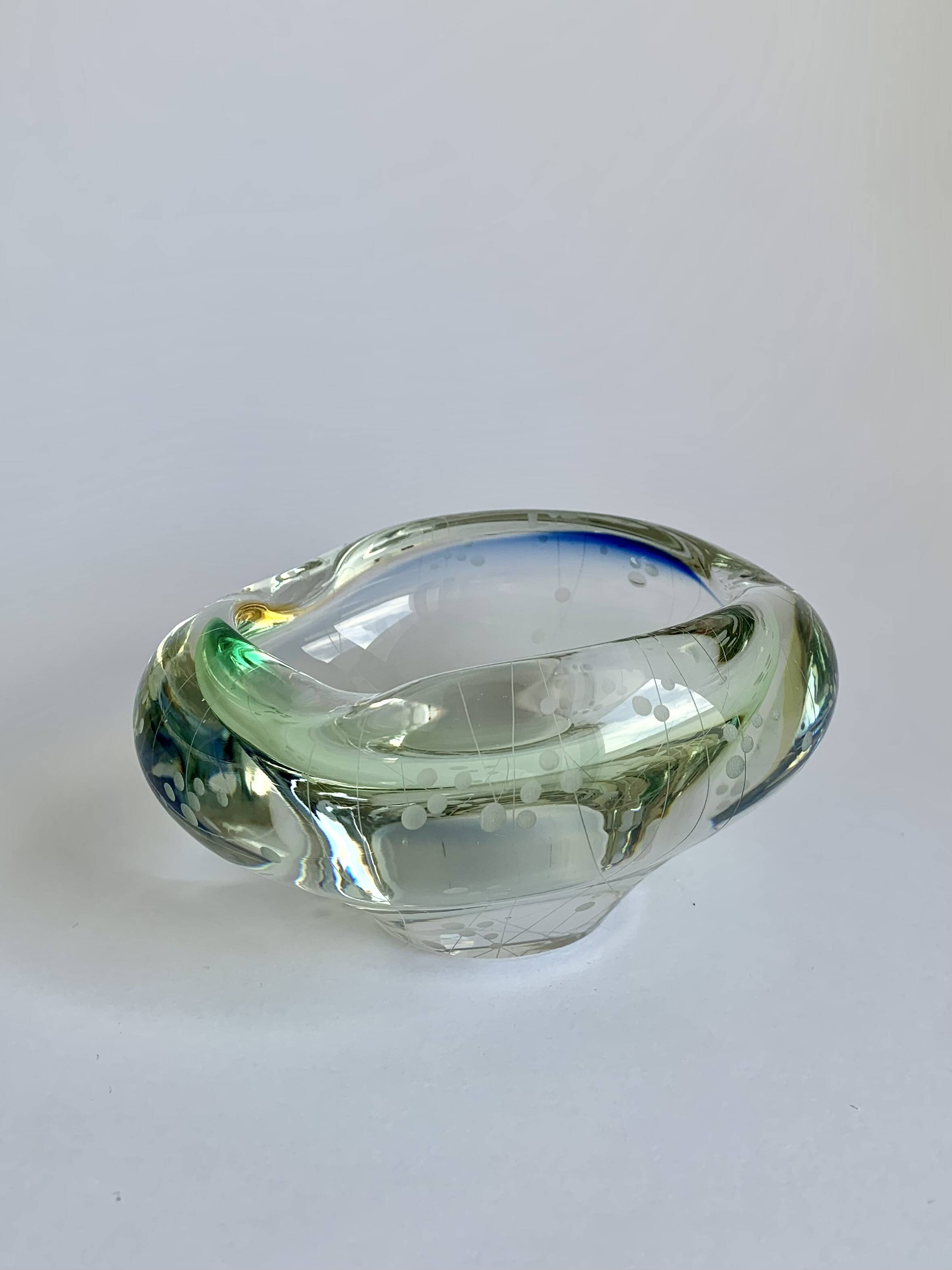 Cendrier du milieu du siècle par Josef Hospodka pour Chribska, années 1960.