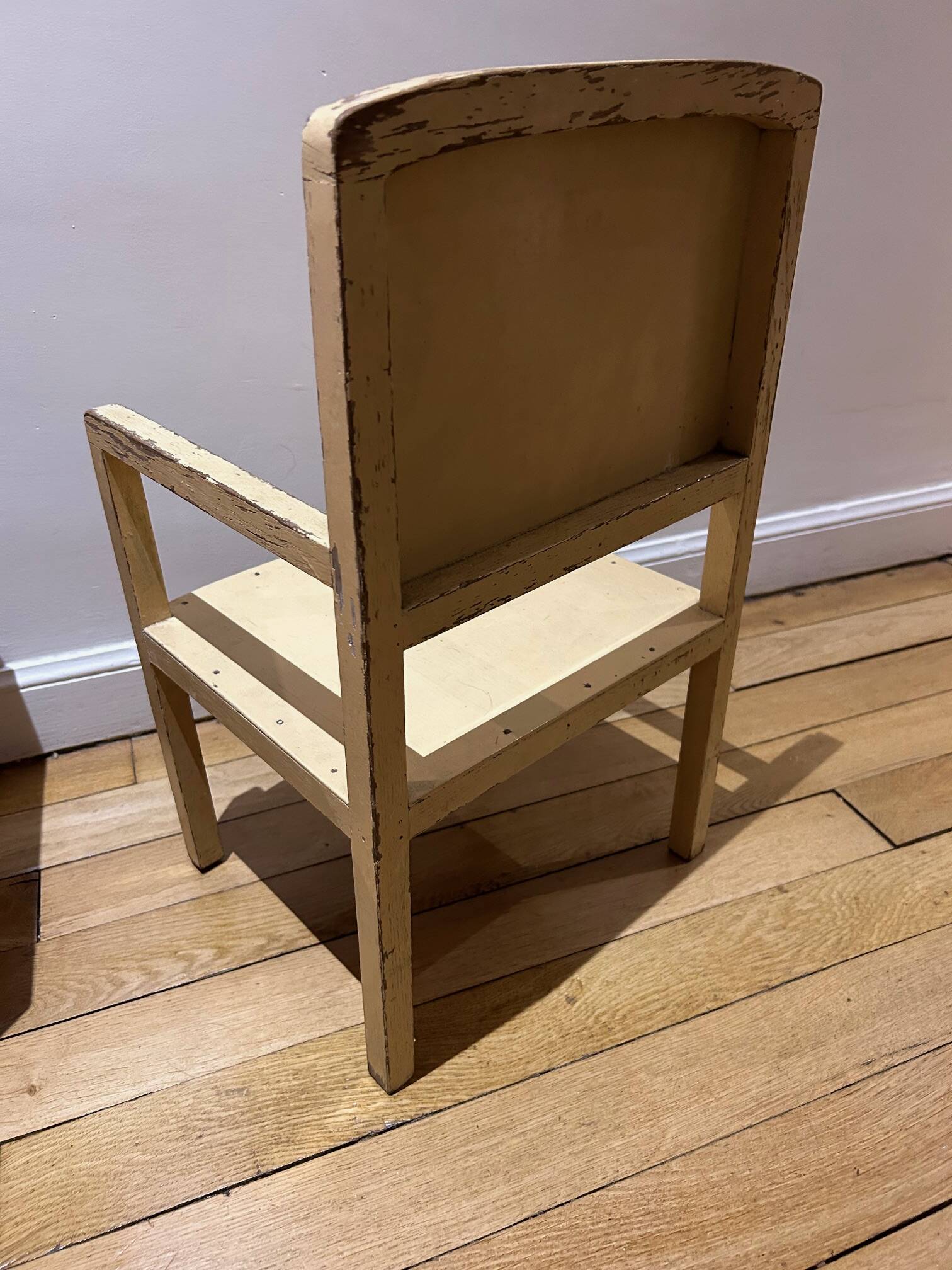 art deco children's living room