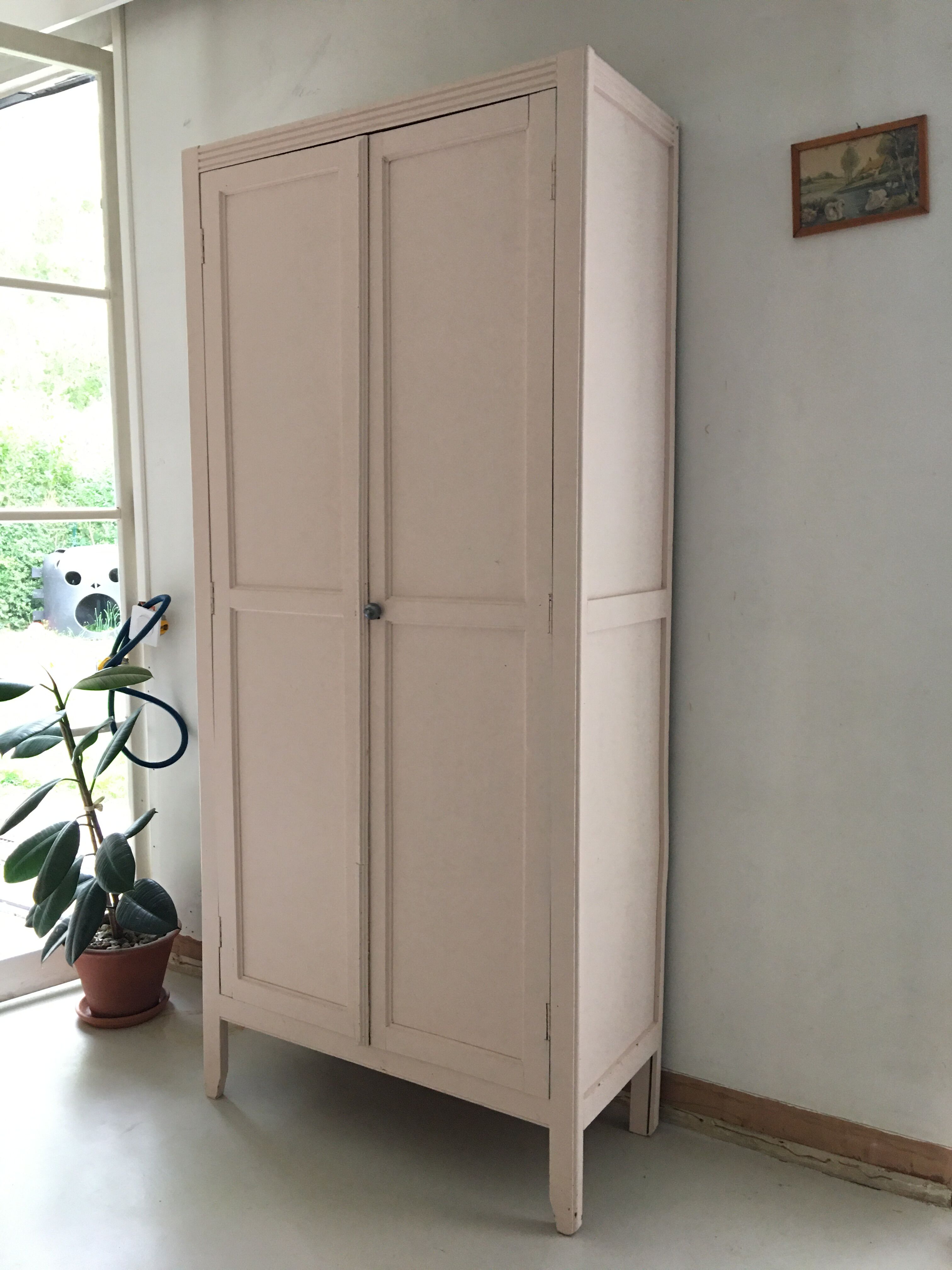 Pink parisian wardrobe