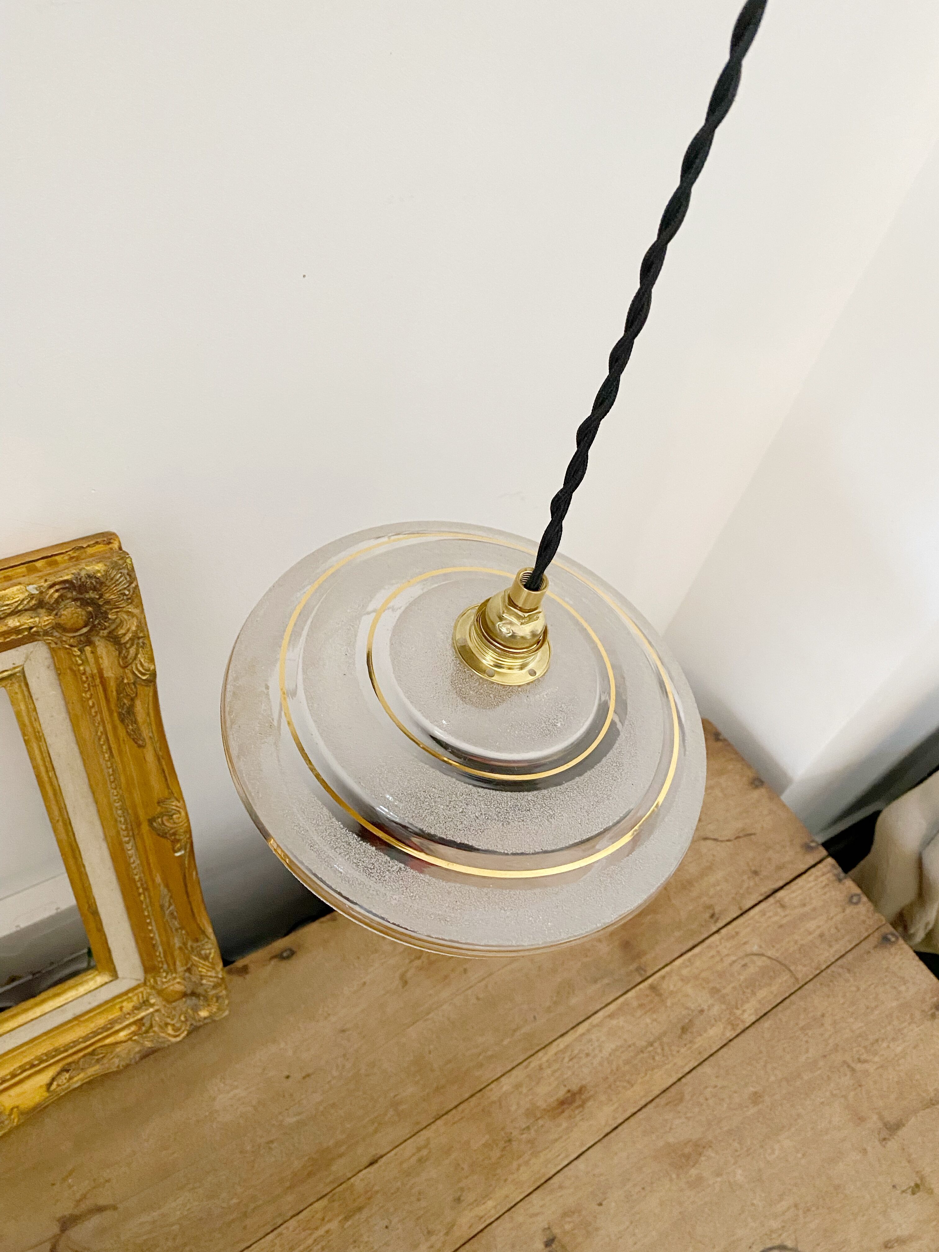 Vintage globe suspension