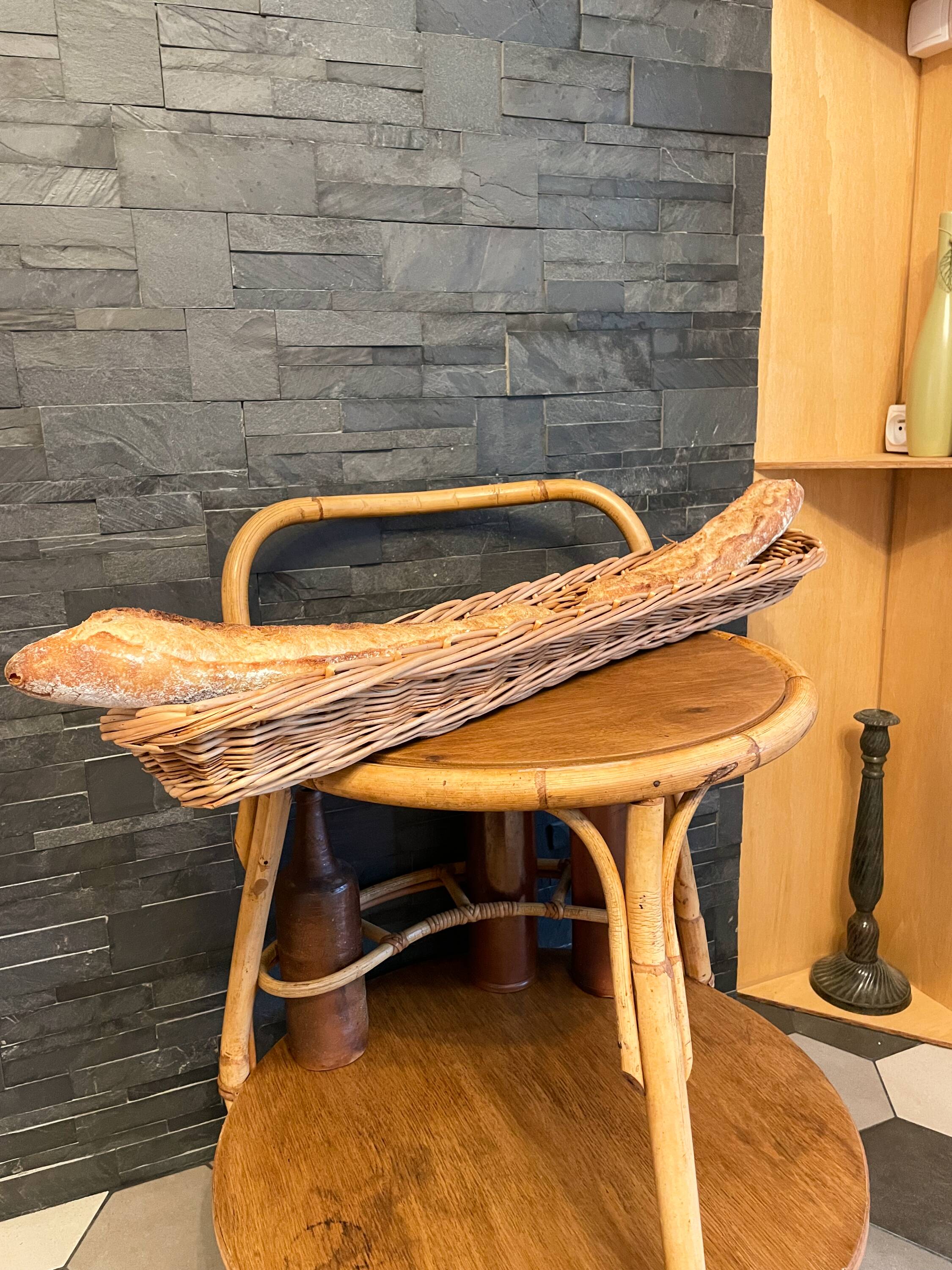 Antique wicker baker's basket - 84cm