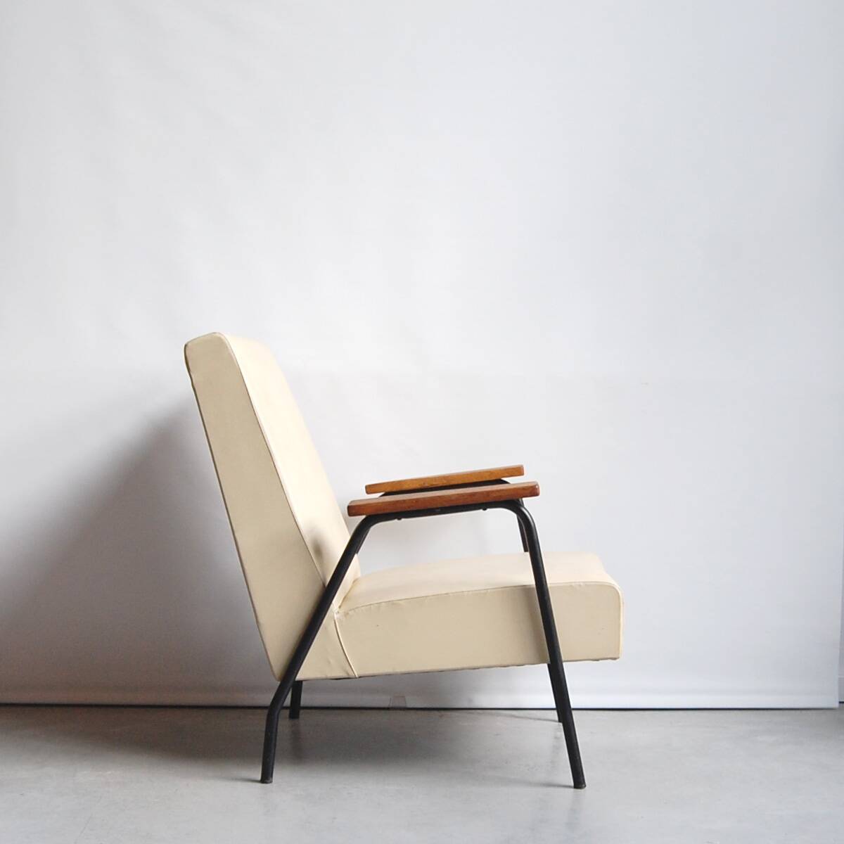 Fauteuil Rio par Pierre Guariche pour Meurop