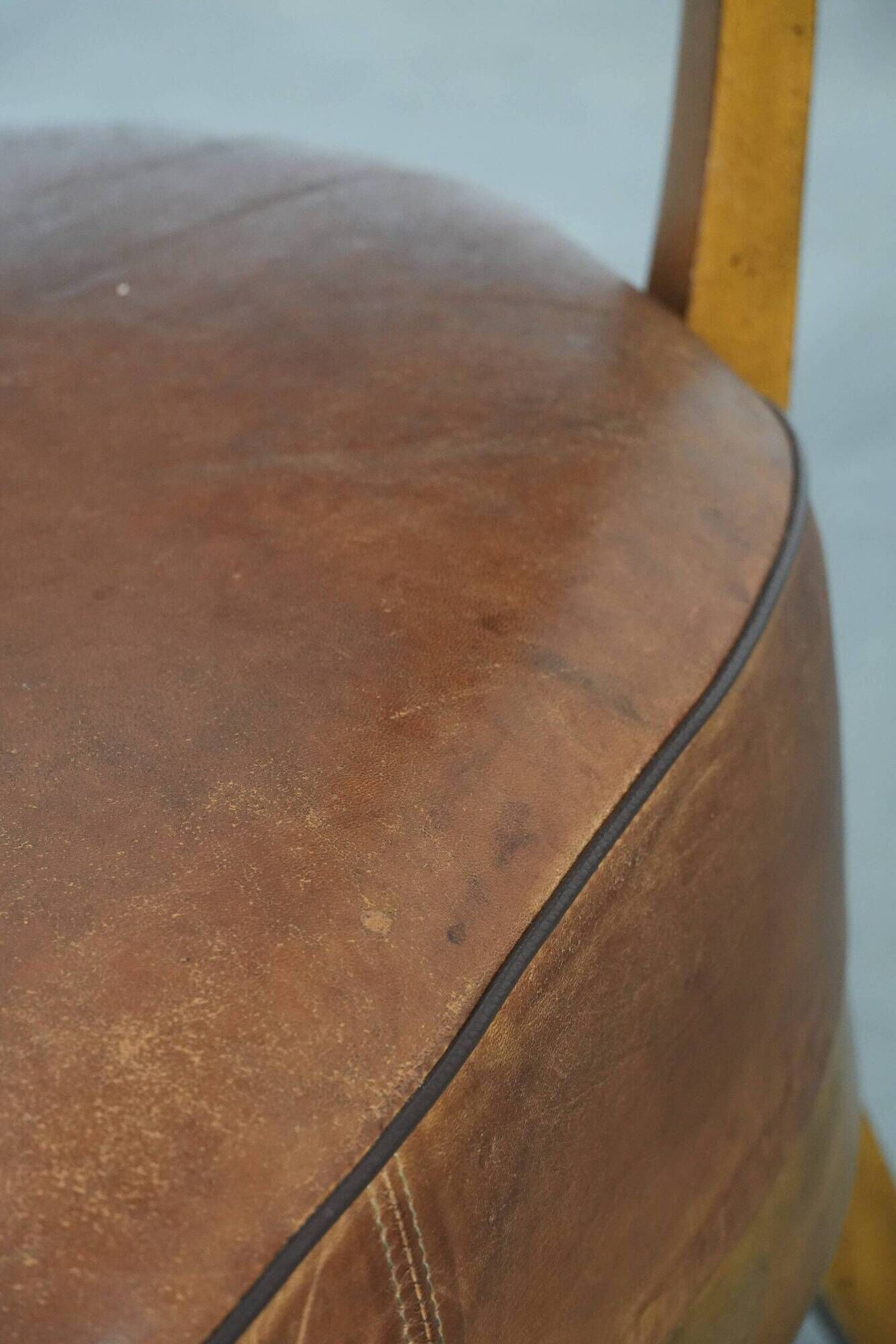Vintage design armchair / cocktail chair made of sheepskin leather