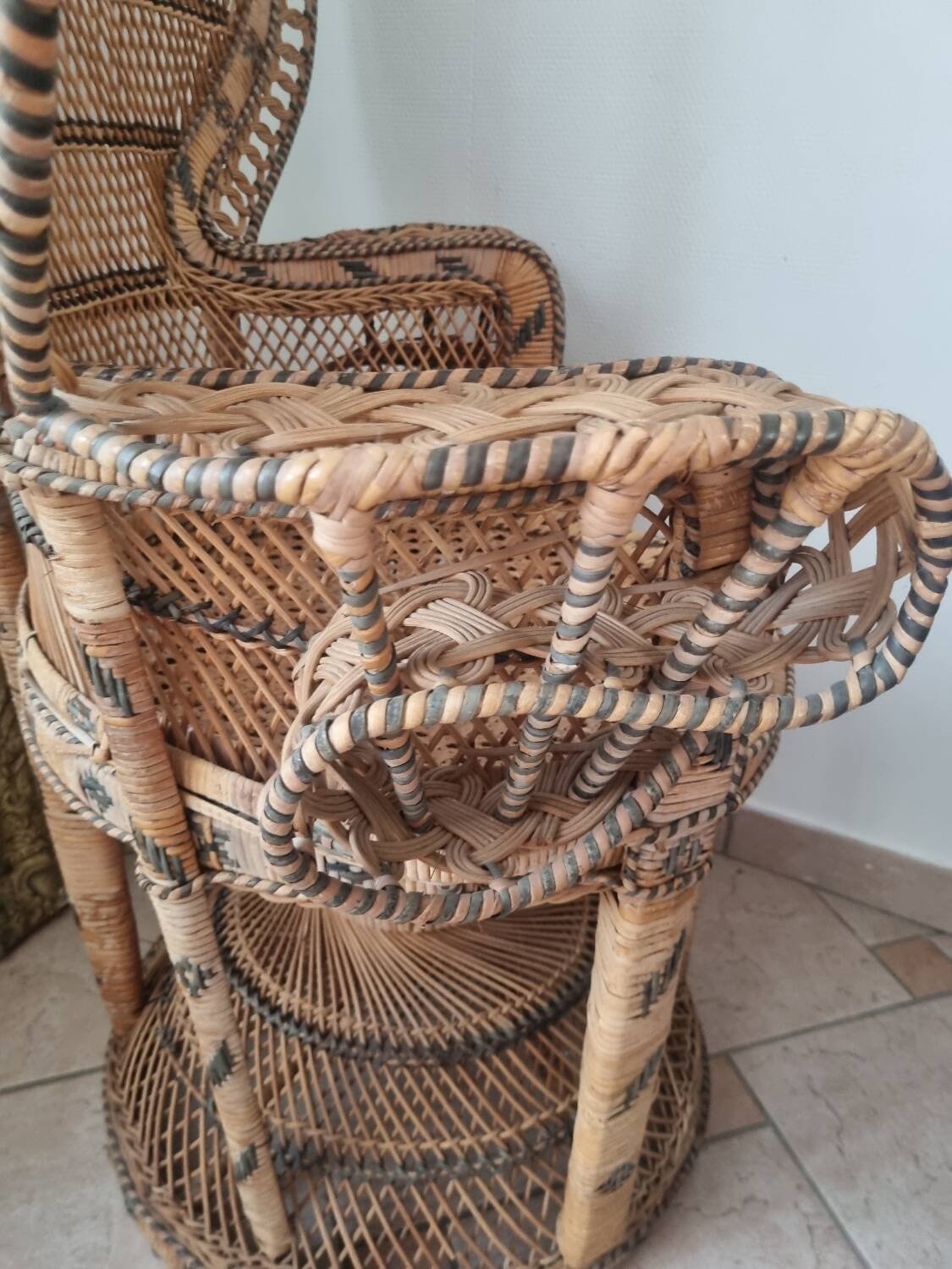 Véritable fauteuil emmanuelle