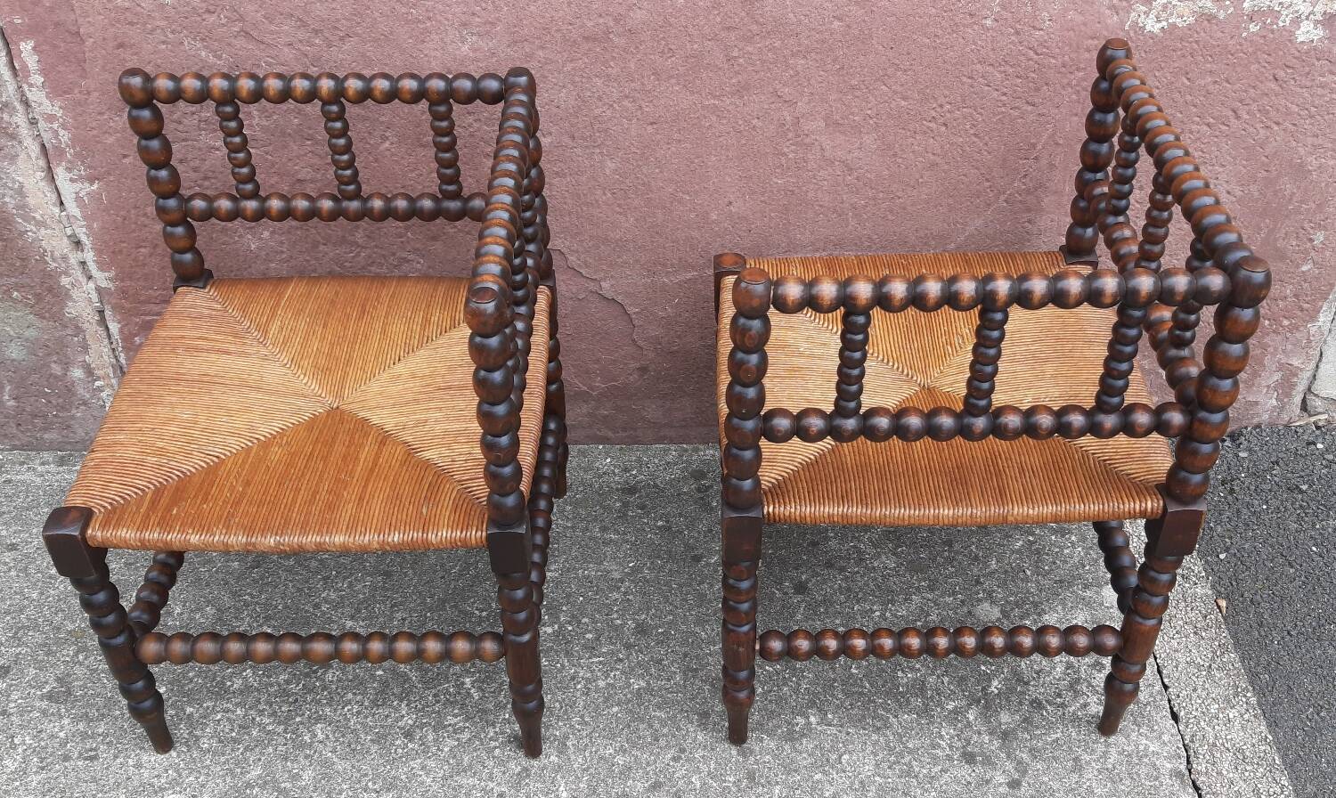 Pair of corner chairs or armchairs "fireplace corner" (Straw seat)