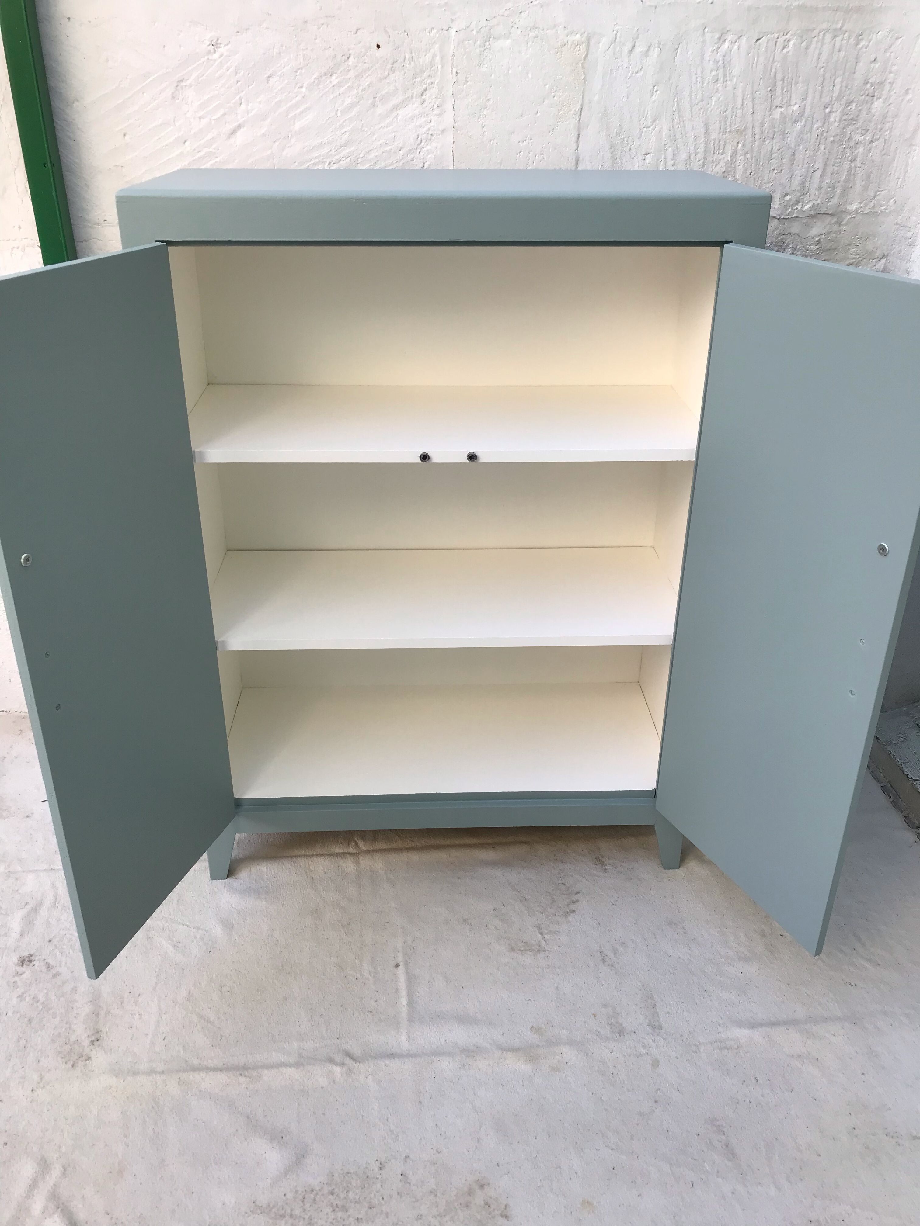 Buffet 2 doors year 50