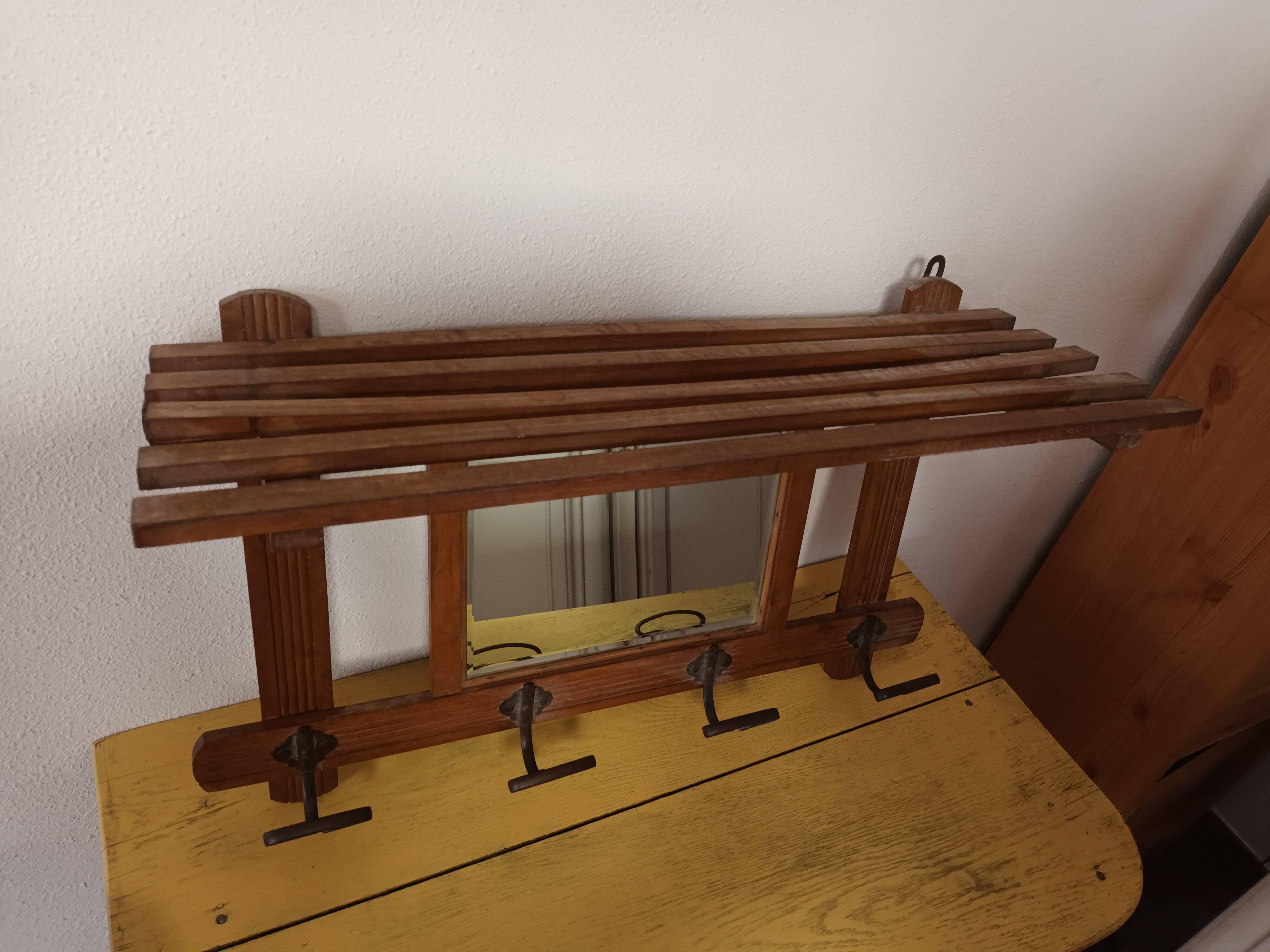 Wall coat rack with mirror