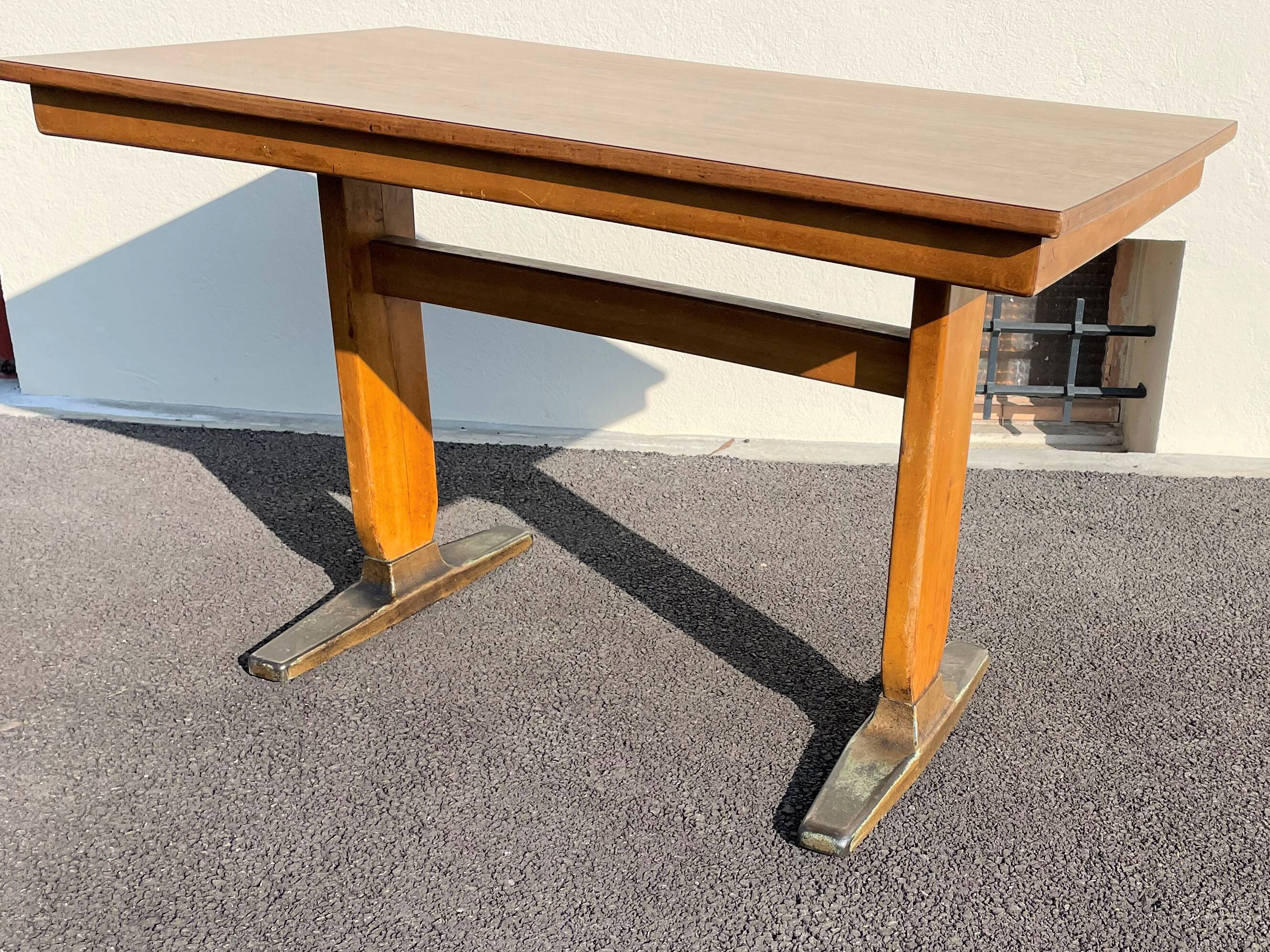 Vintage 4 seater bistro table