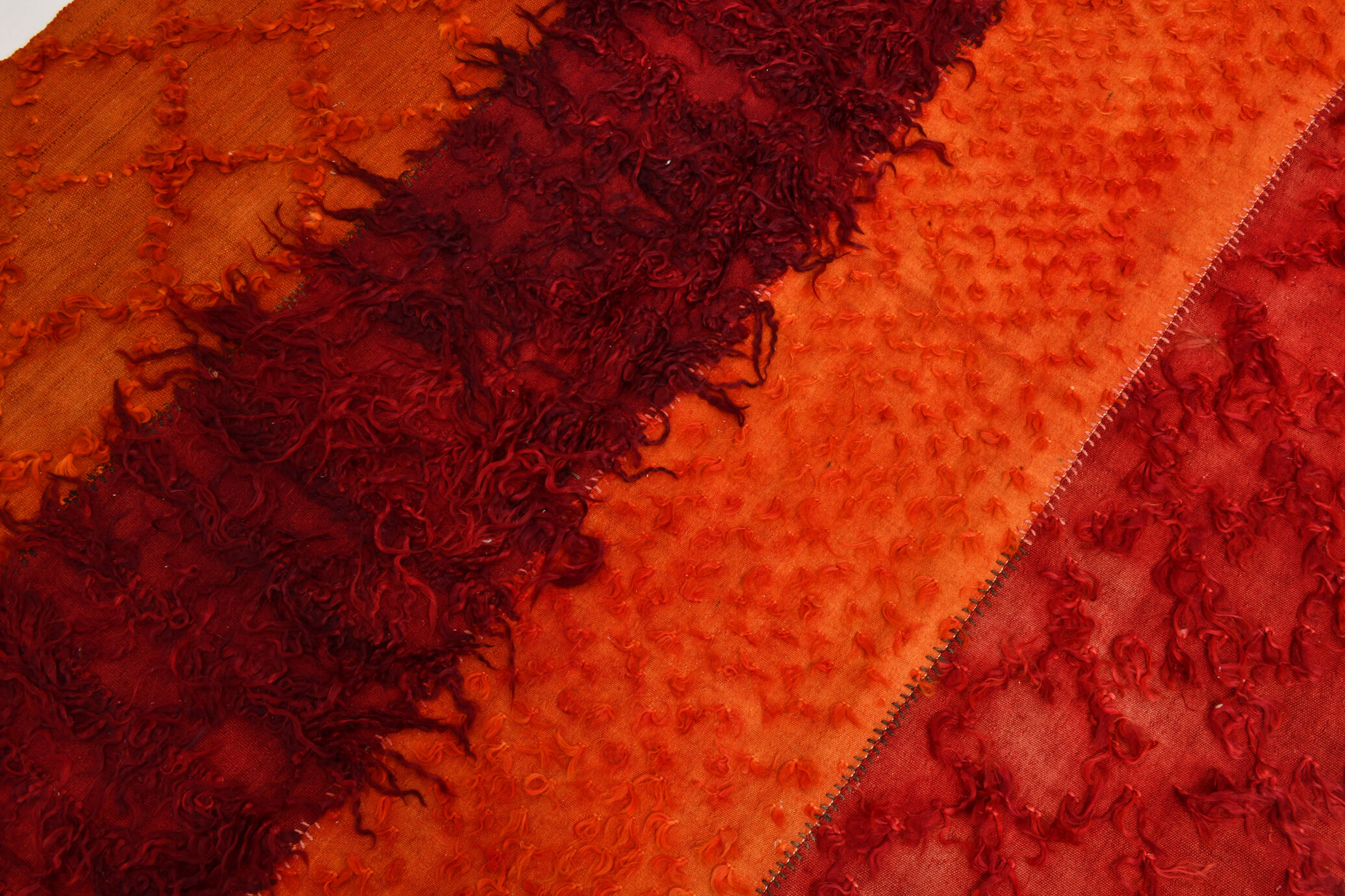 Red & orange tones vintage rug, 163x240 cm