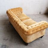 Chesterfield velvet sofa 50'