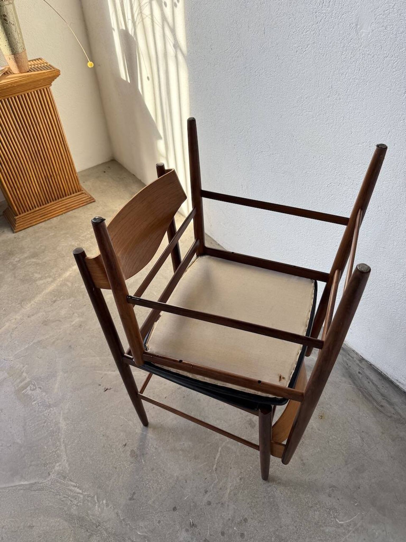 Set of 4 Italian chairs by Gianfranco Frattini.