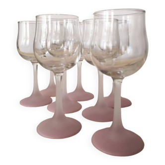 8 verres a pied vintage en opaline rose et verre, 1950
