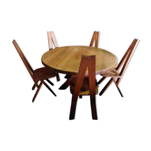 Ensemble table et chaises