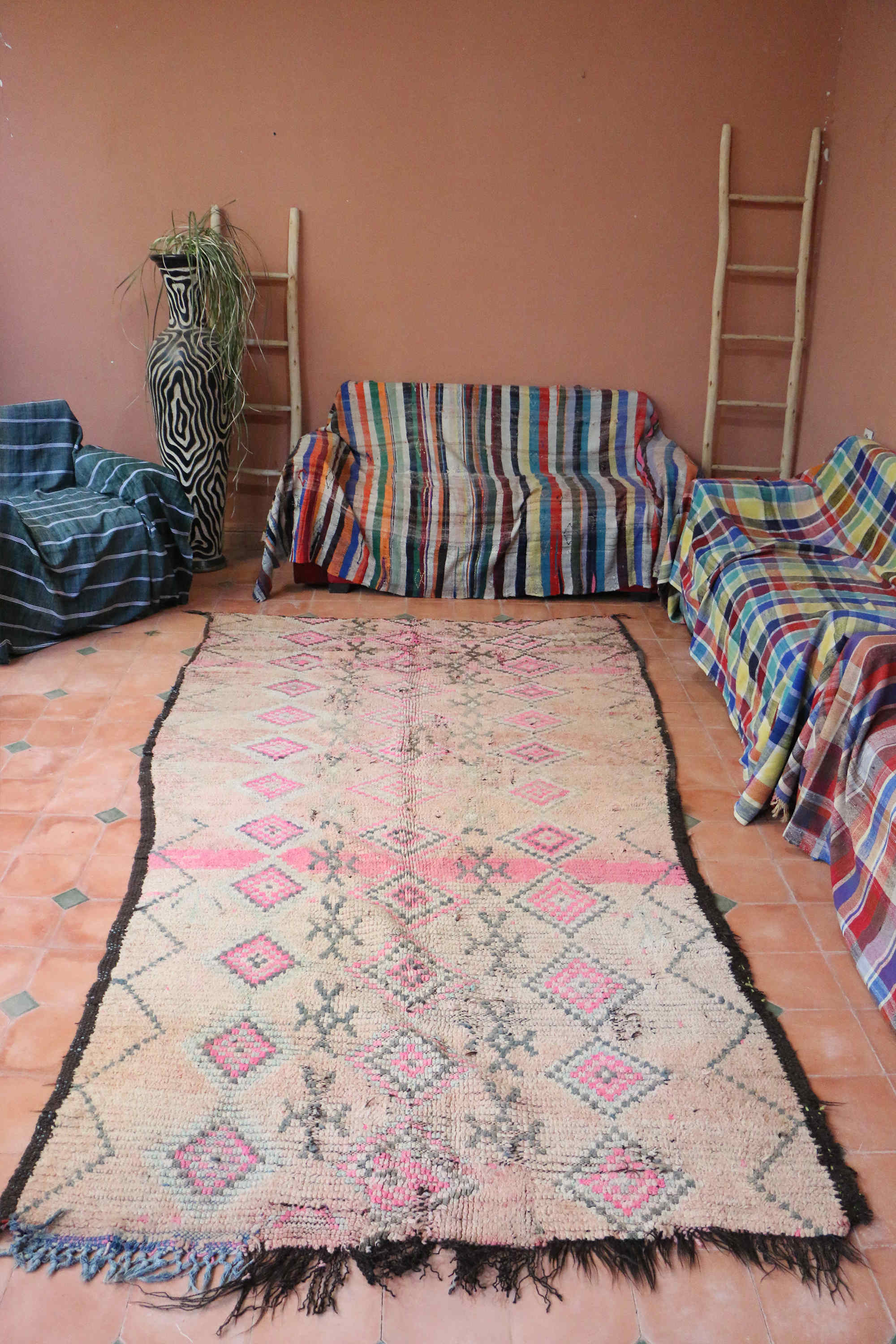 Moroccan Carpet Old Pink 170 x 300 cm