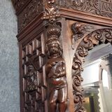 Buffet deux-corps style Renaissance Italienne en chene massif