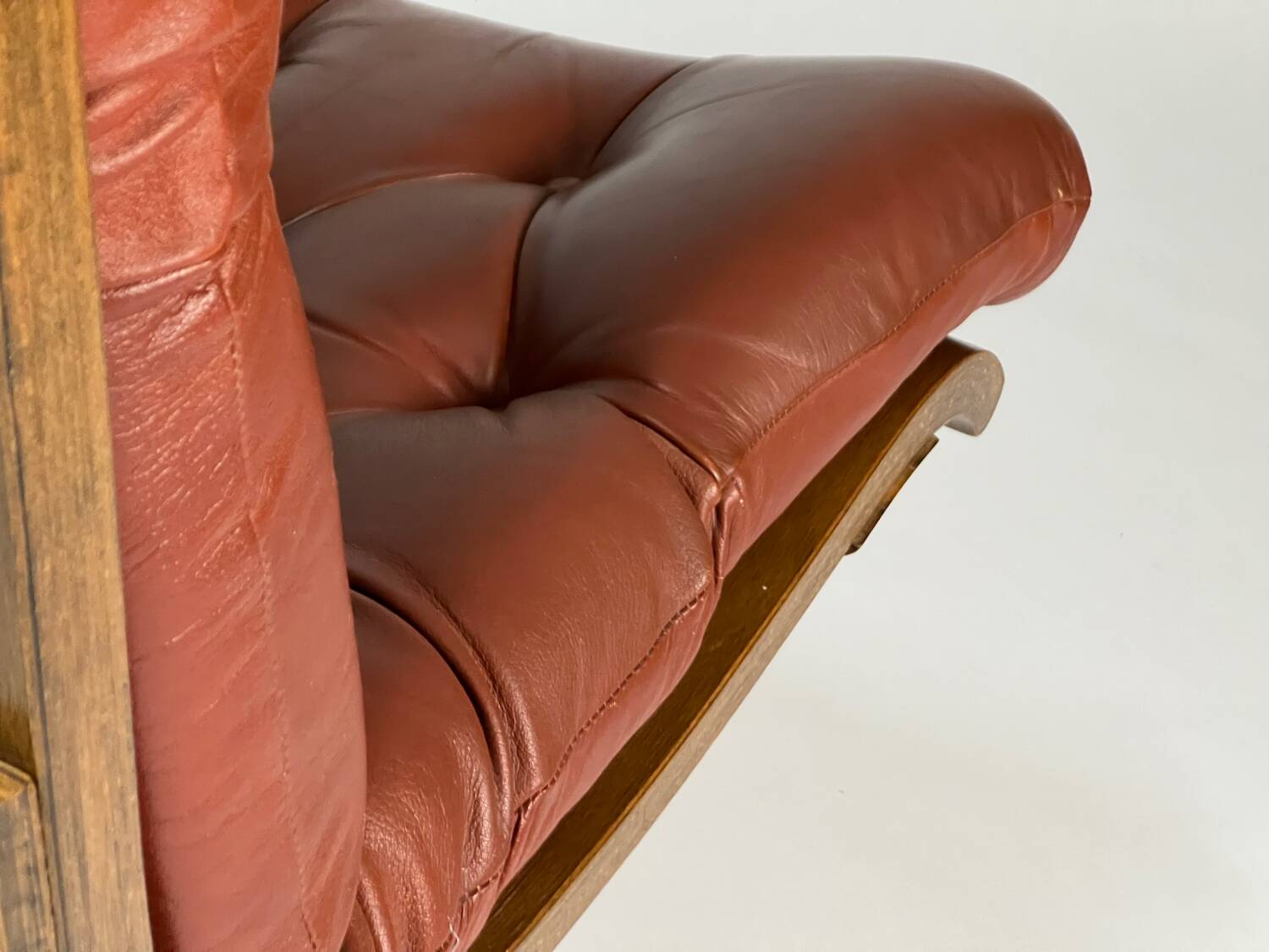 Vintage armchair easy chair leather 70s in the style of Ingmar Relling