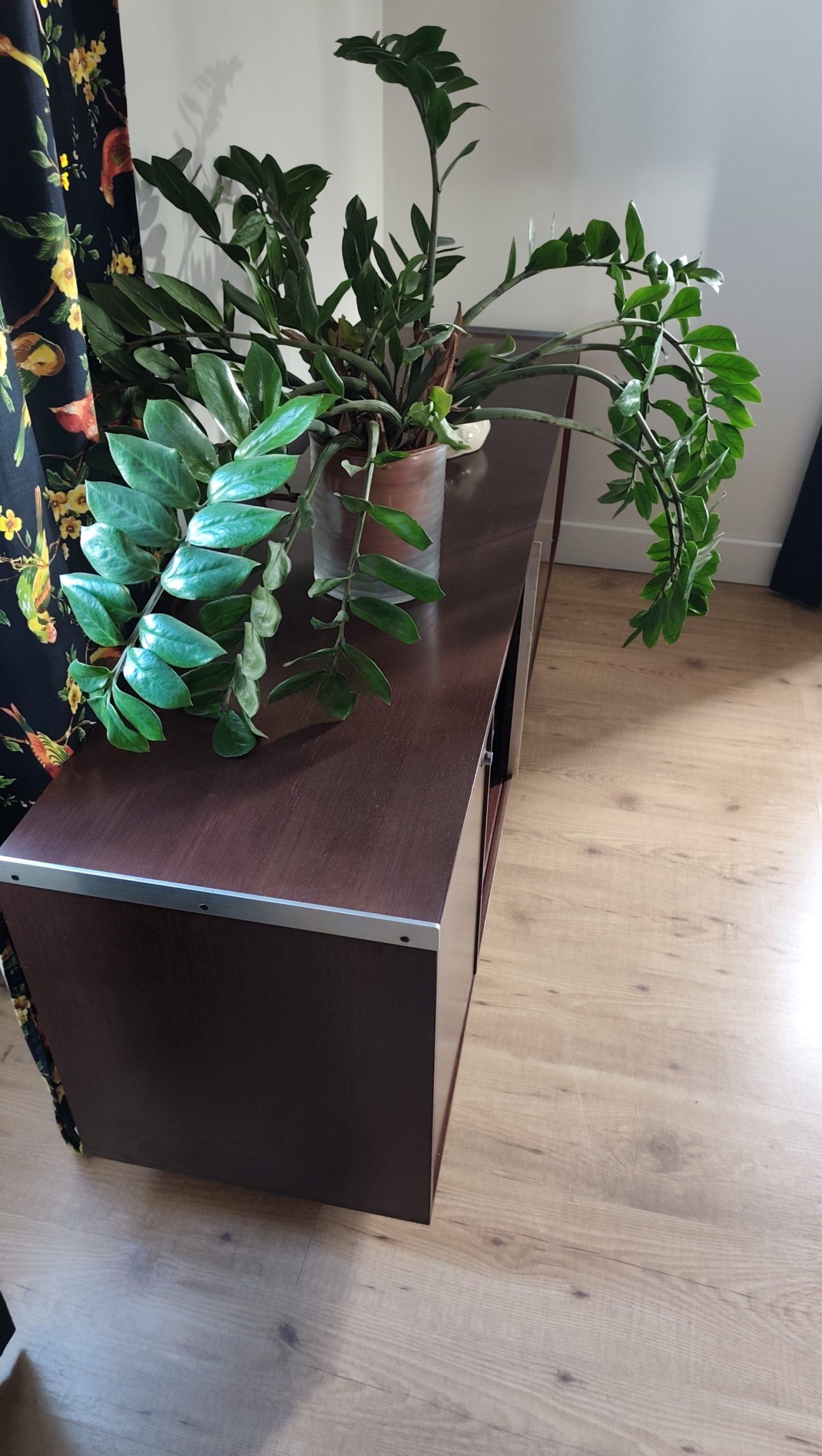 Reversible italian sideboard