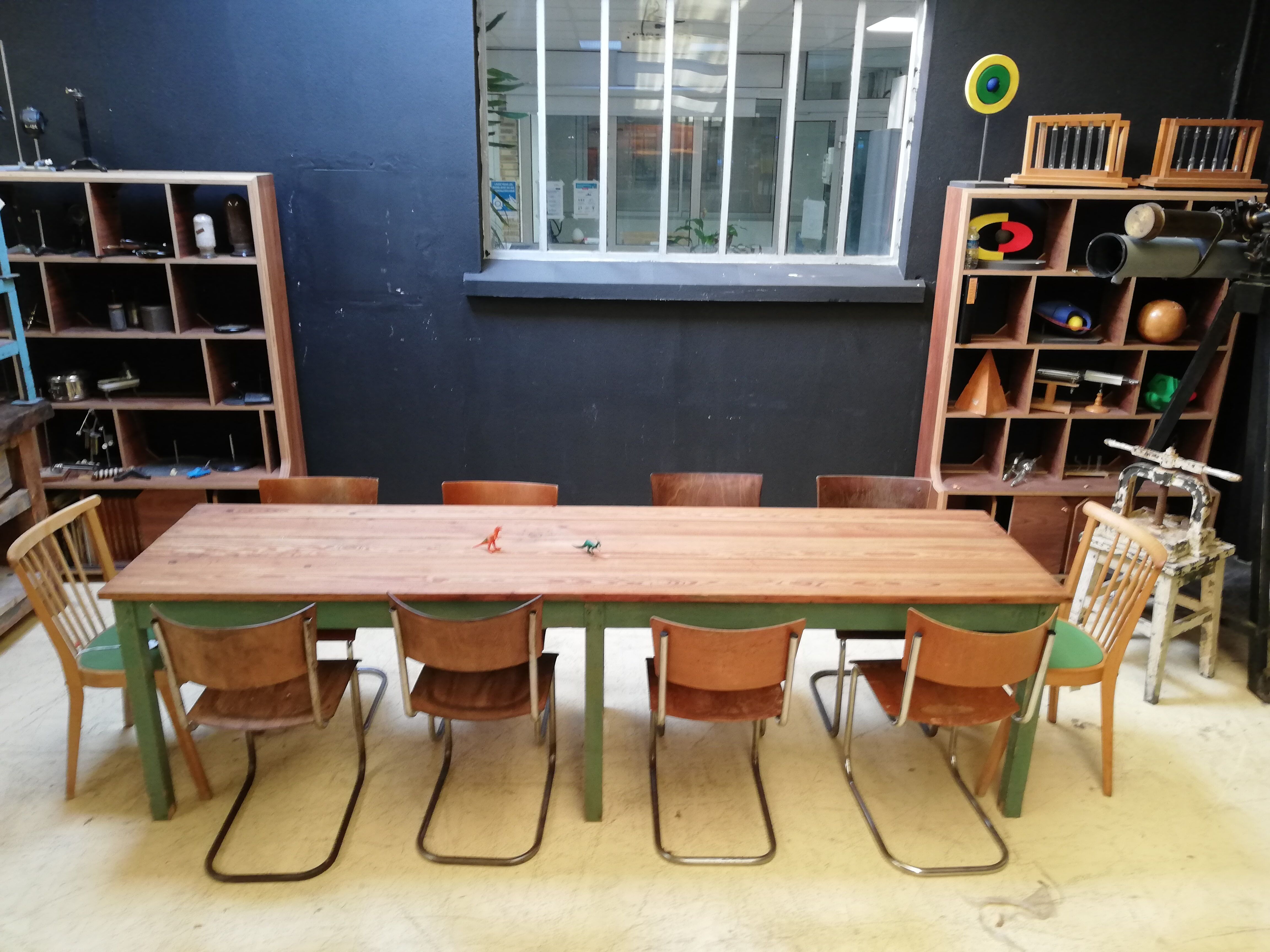 Old draper table 8/10 people, 2,70m