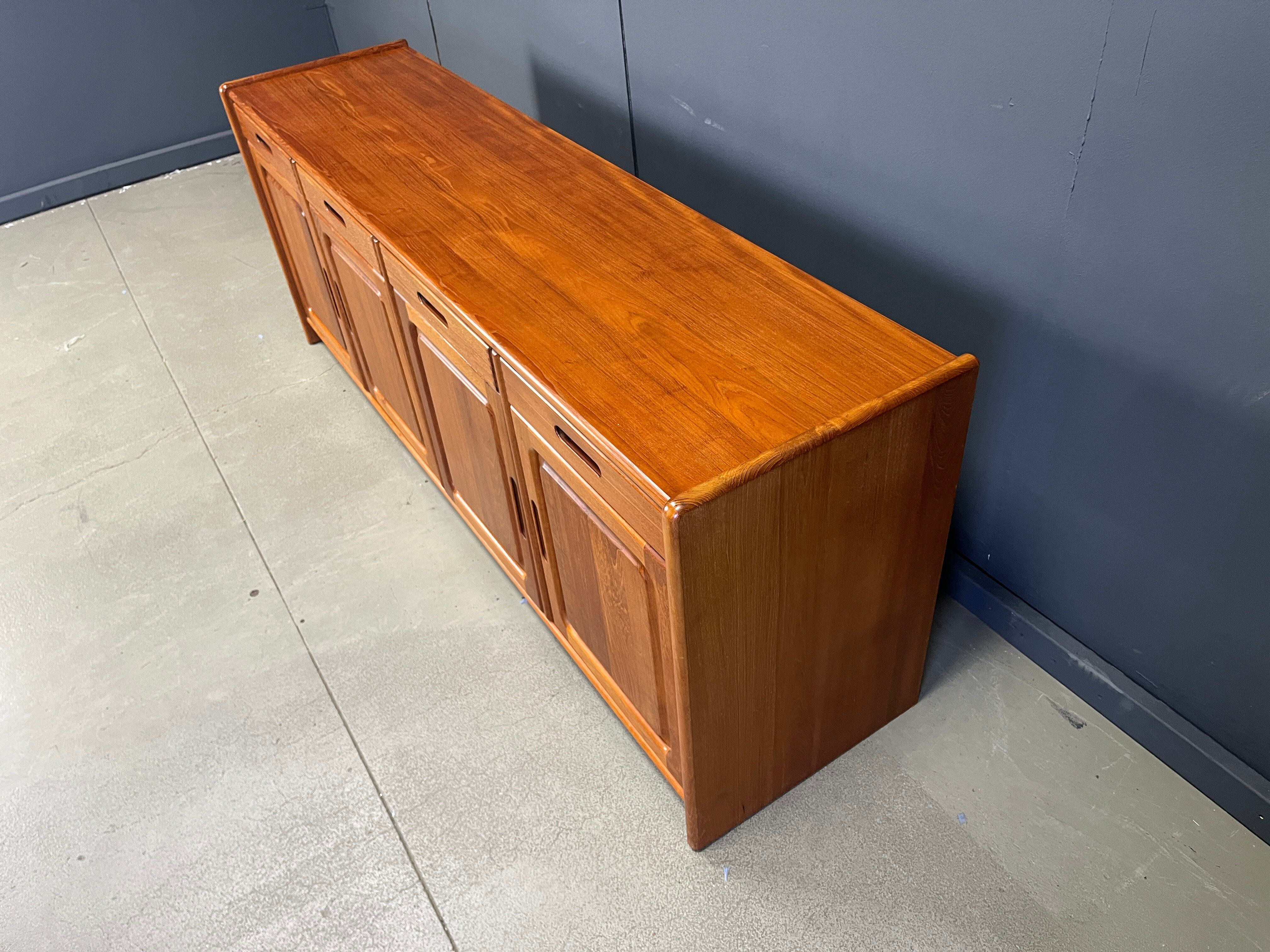 Mid-century Scandinavian credenza by Dyrlund, 1960s