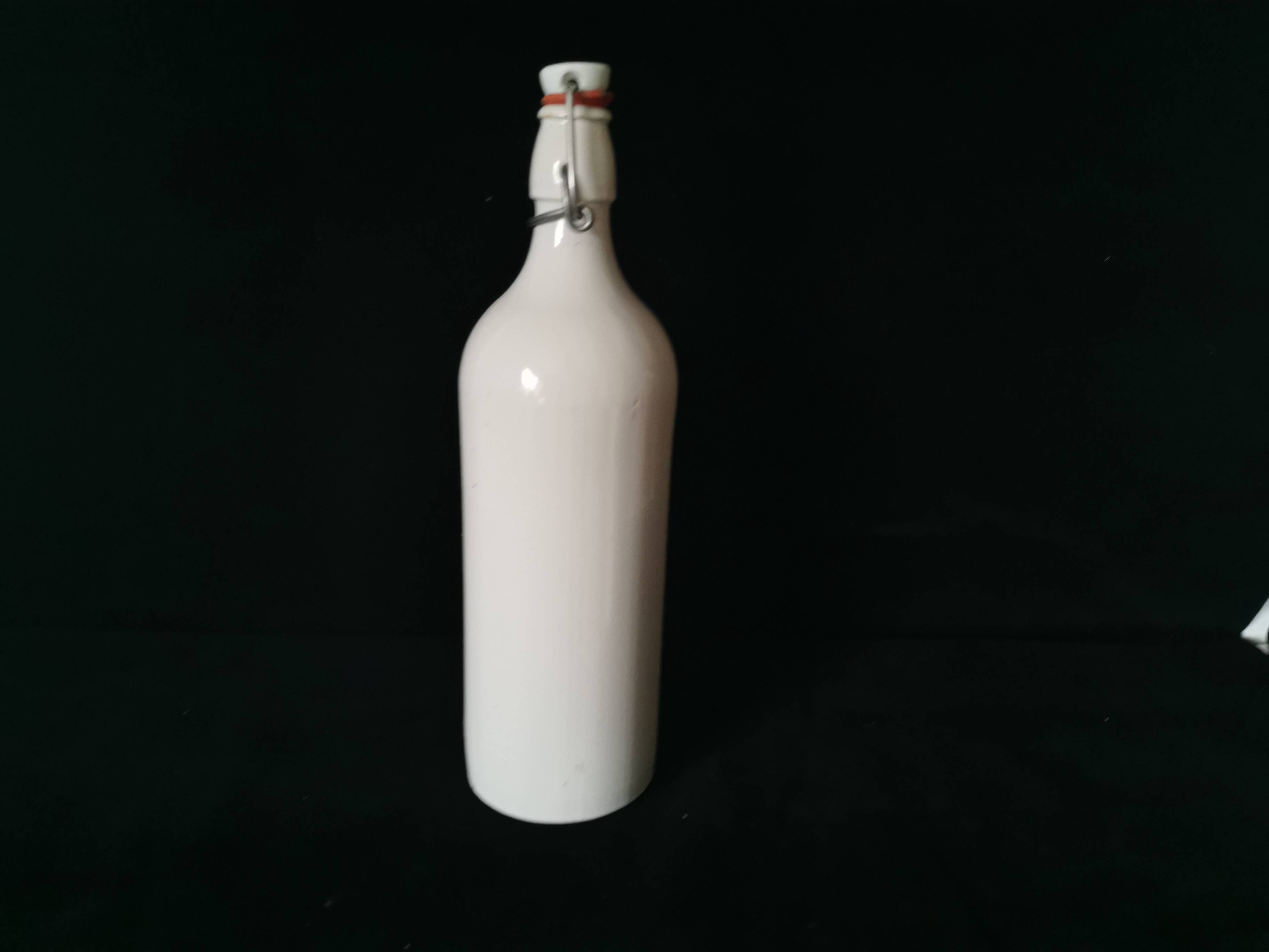 bottle, stoneware carafe, white ceramic, MKM