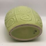Ceramic vase with relief pattern