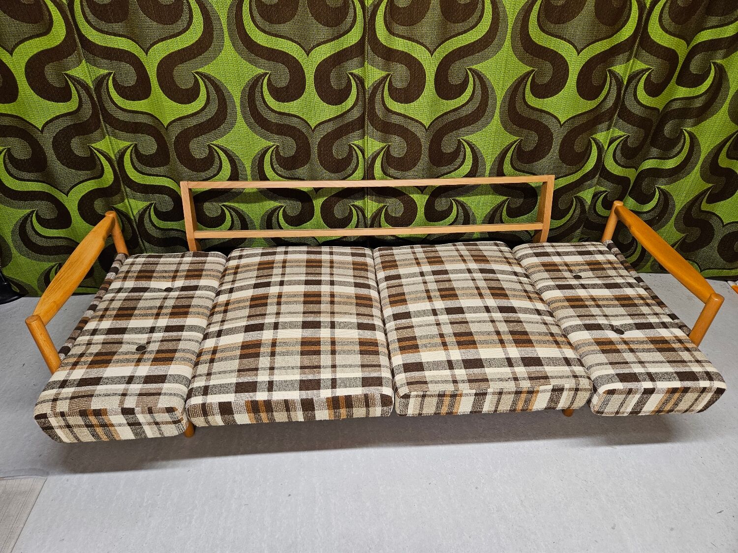 Stella daybed sofa by Wilhelm Knoll for Knoll Antimott 1950"