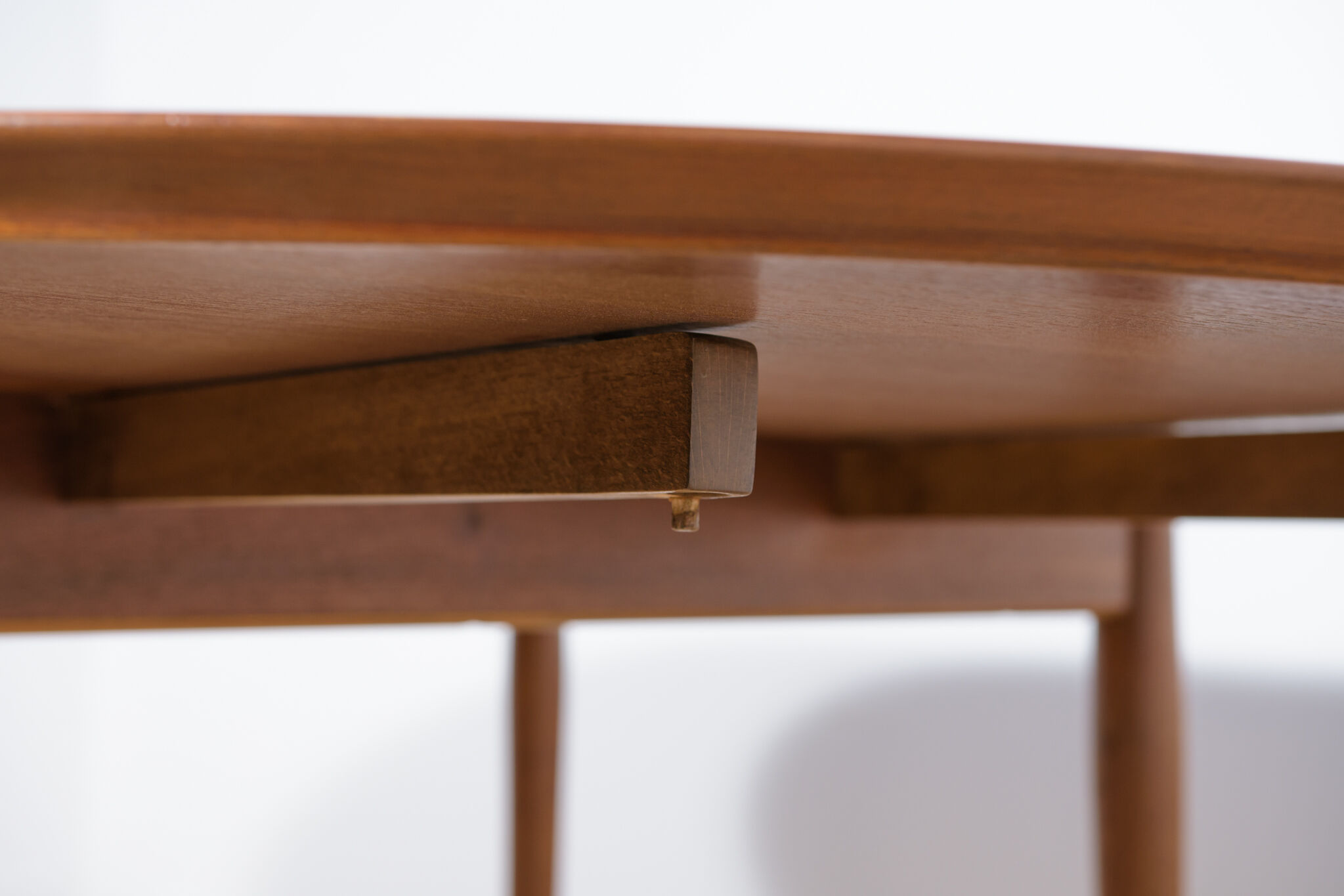 Table à manger extensible en teck, années 1960