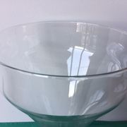 Piedouche glass vase