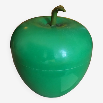 Ice cube apple